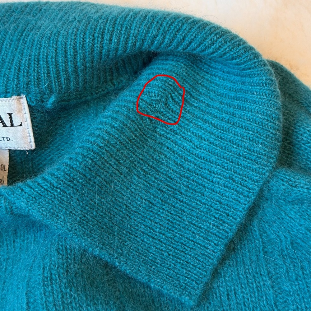 Crystal Sportswear Lambswool/Angora Blend Turquoise Vintage Sweater-M - Picture 15 of 16